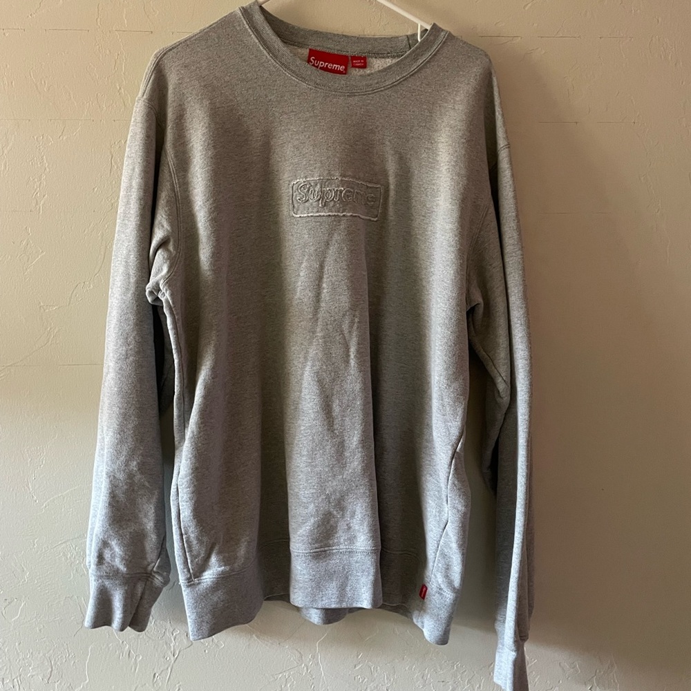 Supreme cutout crewneck